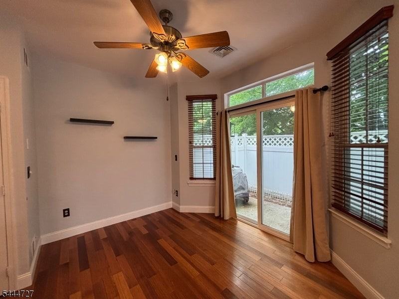 1 Quail Brook Ct - Photo 4 of 13