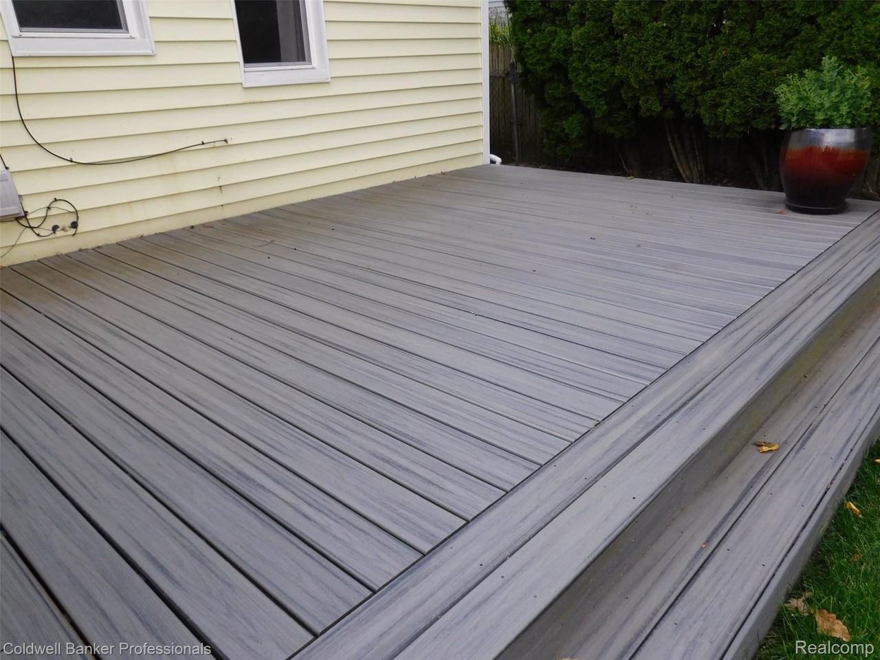 1591 Webster St - Photo 2 of 31