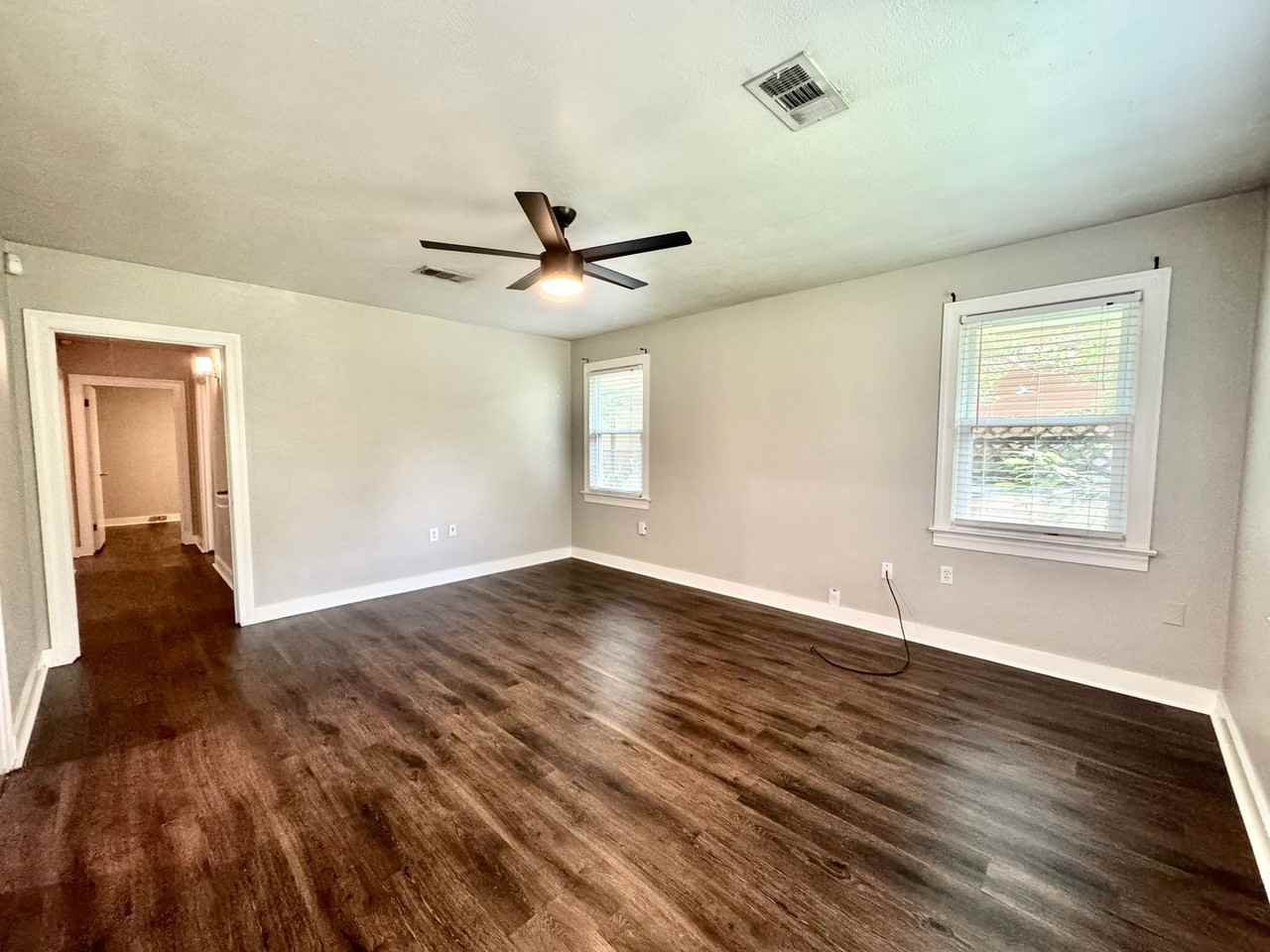 2428 Orpine Ave - Photo 7 of 18