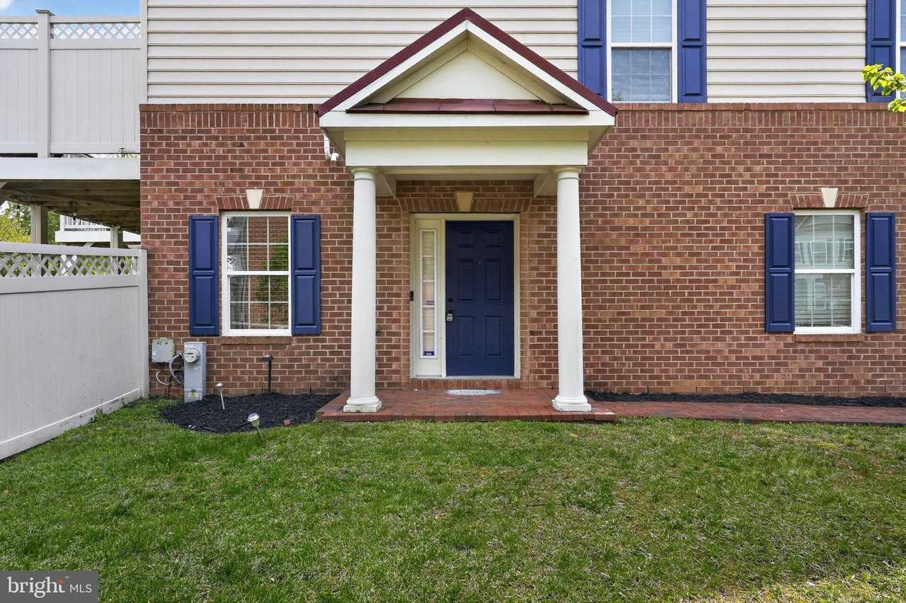 15224 N Berwick Ln - Photo 4 of 50