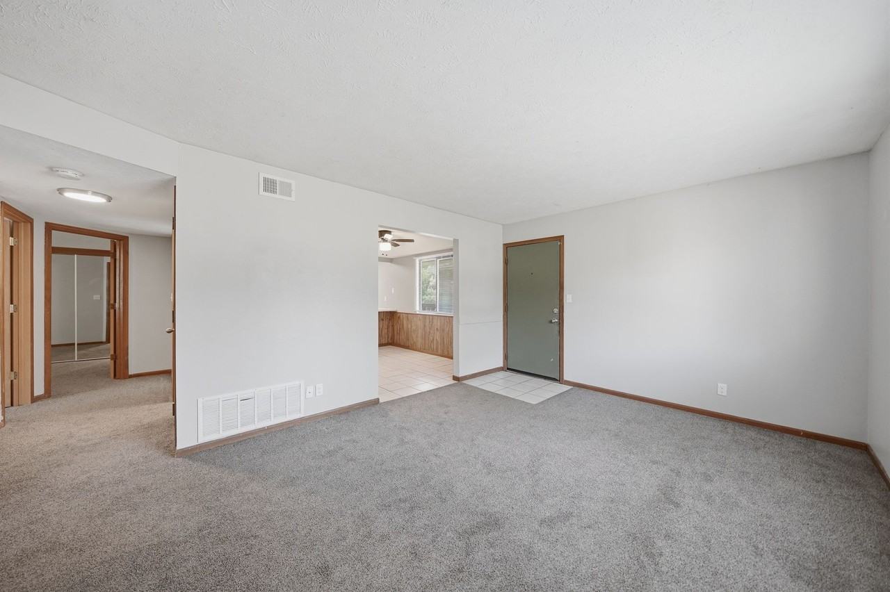 2612 J St #3 - Photo 2 of 10