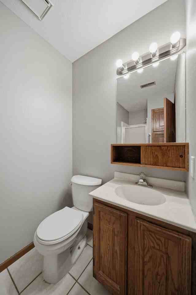 2612 J St #3 - Photo 7 of 10