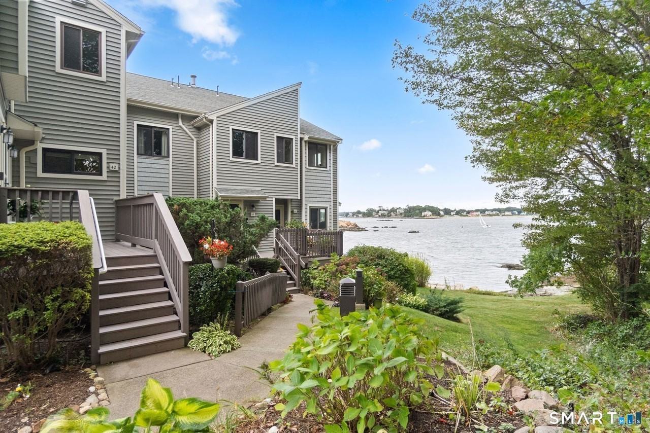 42 Turtle Bay Dr