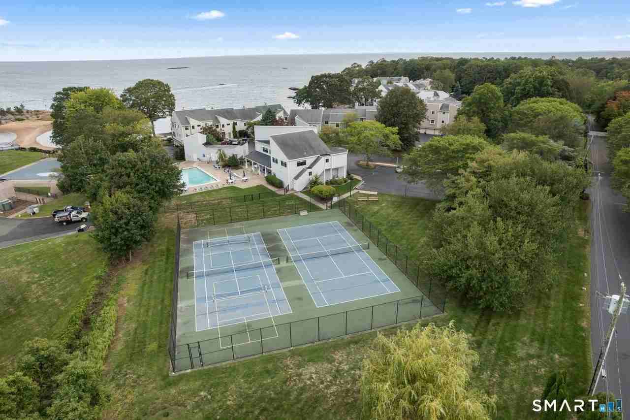 42 Turtle Bay Dr - Photo 4 of 38