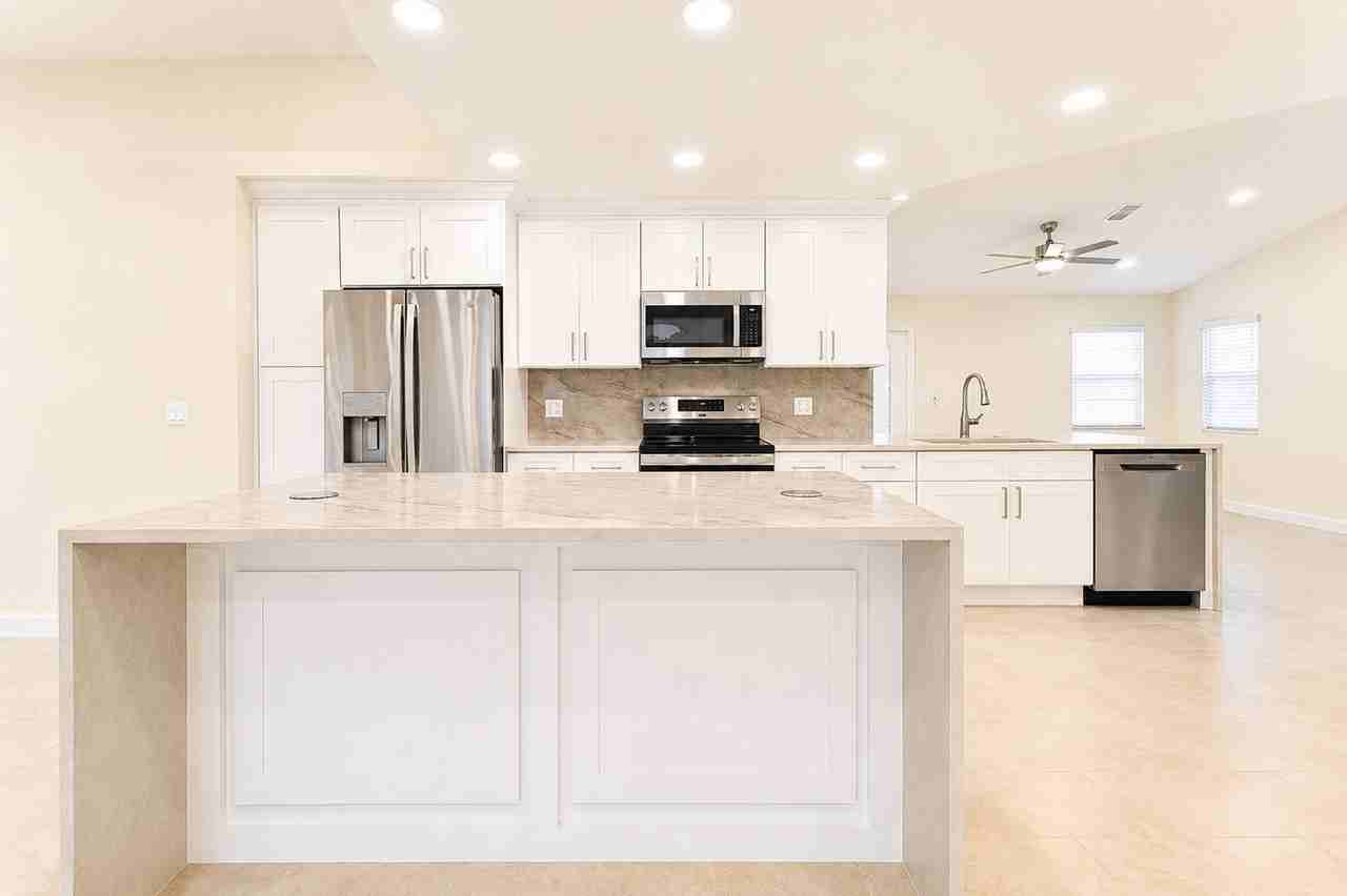 2229 Foggy Ridge Pkwy - Photo 6 of 26