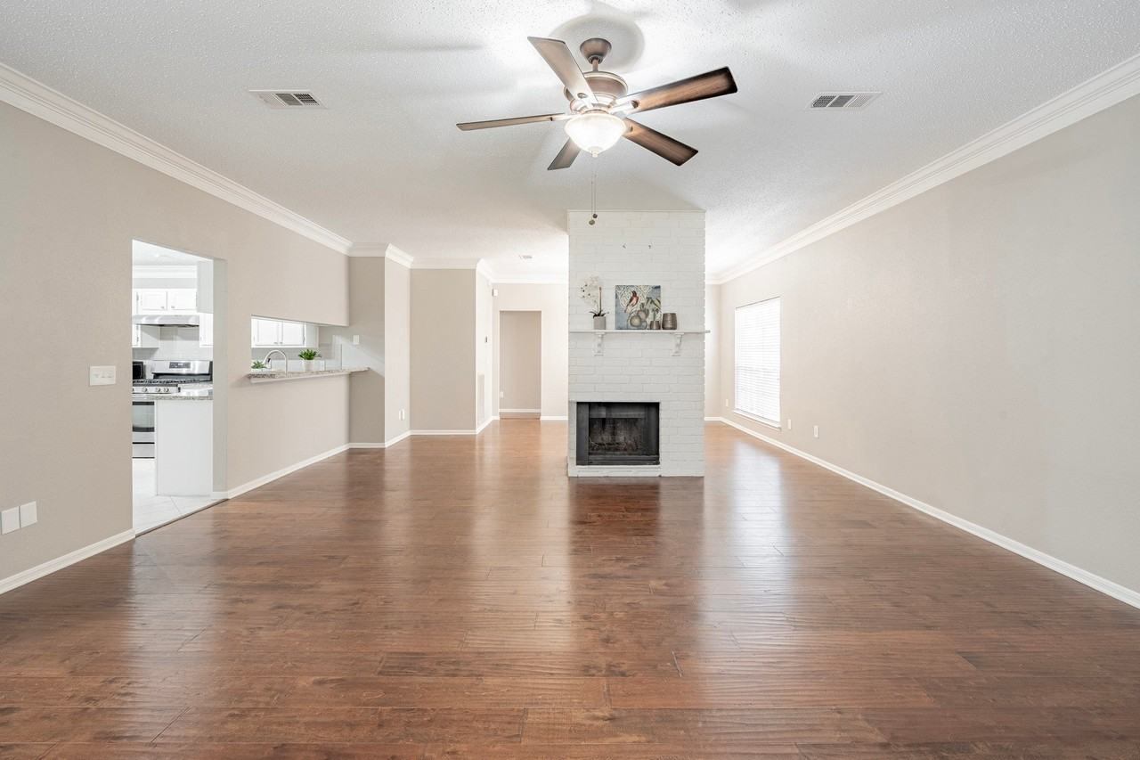 23 E Stony Bridge Cir - Photo 7 of 43