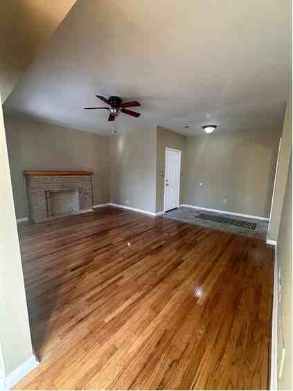 7223 S Euclid Ave - Photo 7 of 14