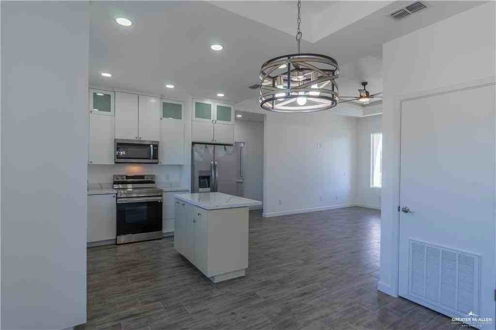 10901 N Sugar Bear Dr - Photo 6 of 15
