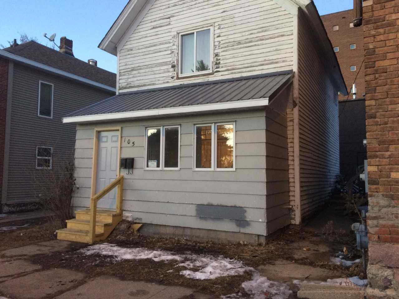 105 1st Ave Sw
