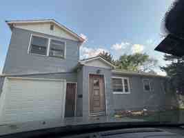 featured image of 1613 E 12th St