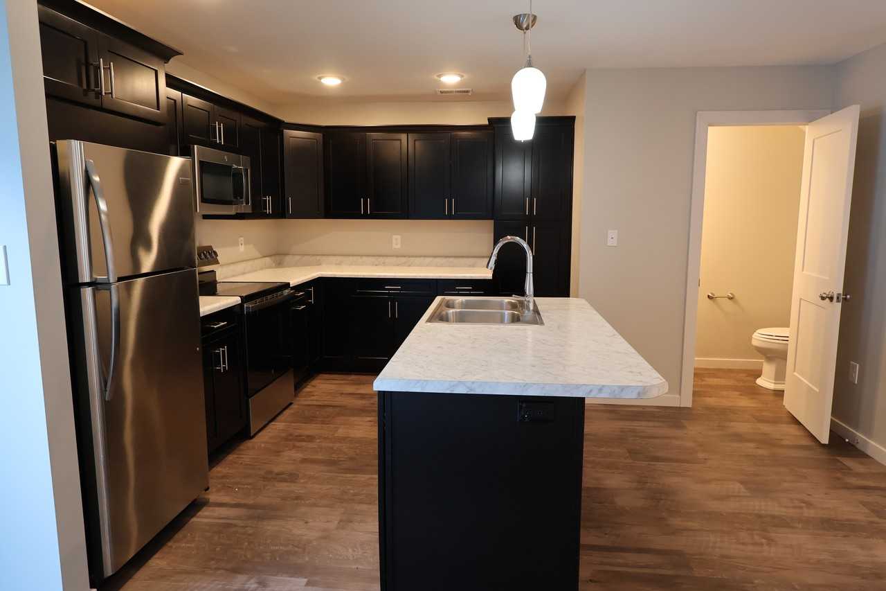 303 Creekview Dr #303 - Photo 7 of 50