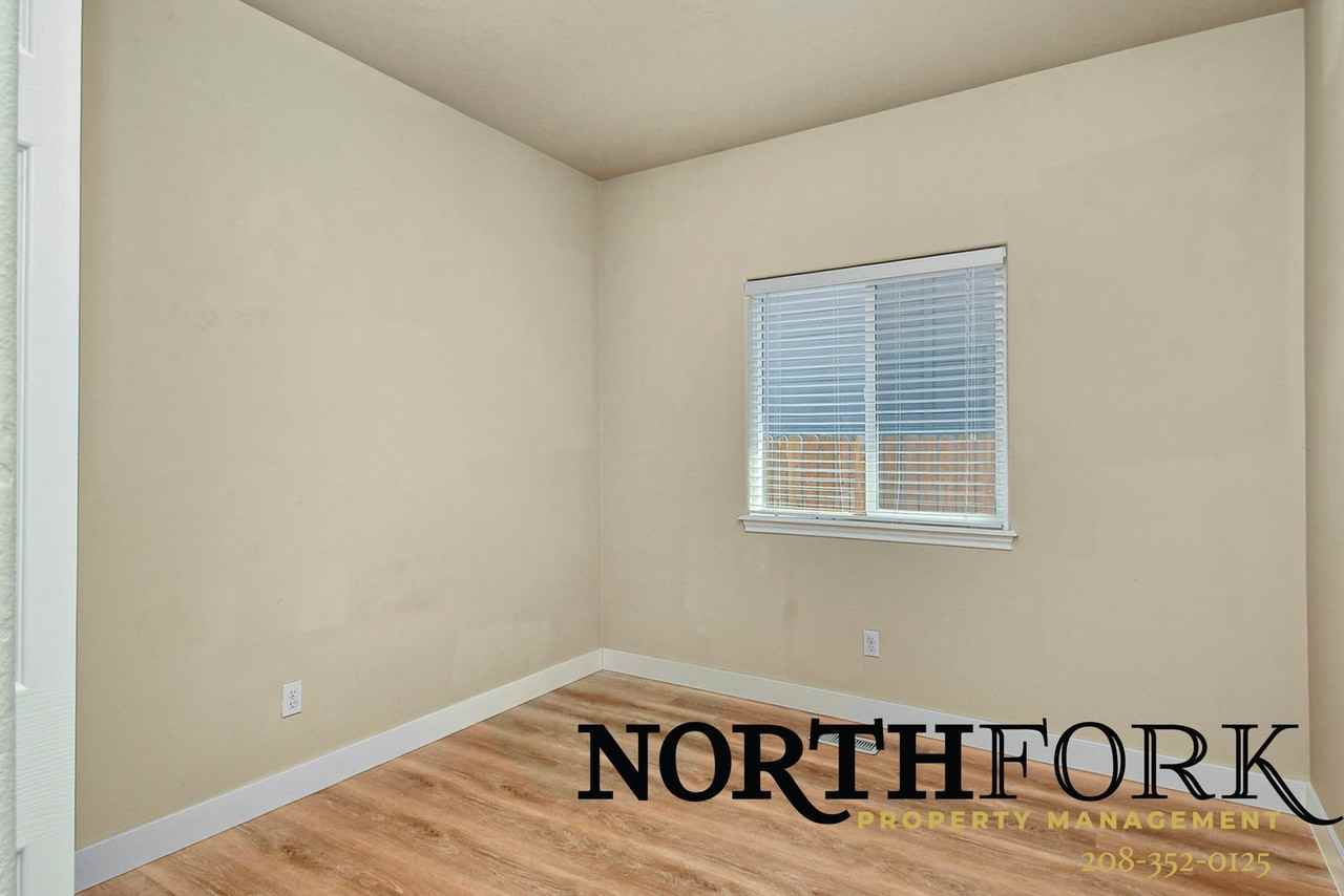5619 S Summit Creek Way - Photo 6 of 12