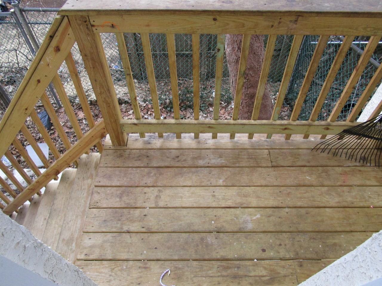161 Weaver St - Photo 6 of 8