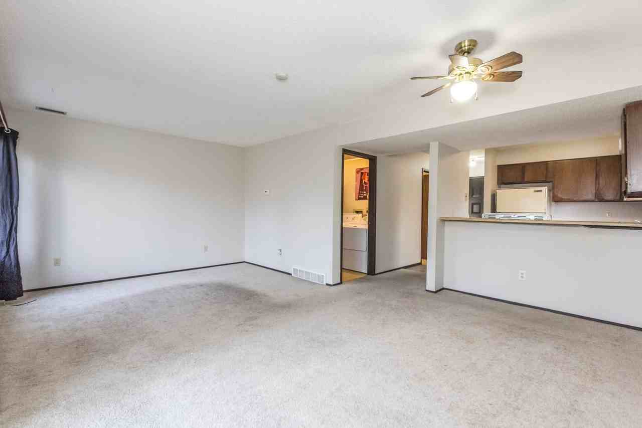 1948 E Bell Ave - Photo 4 of 17
