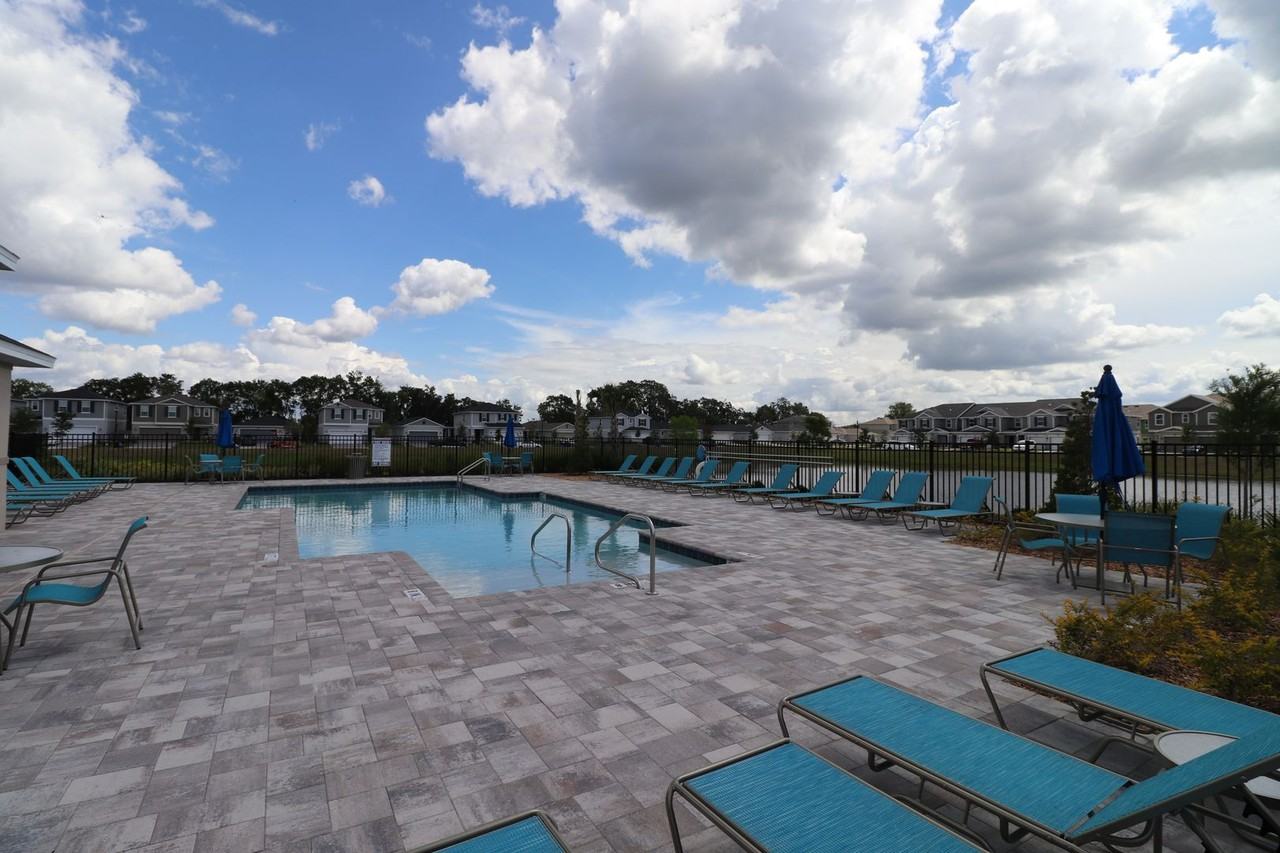 2330 Carrabelle Way - Photo 2 of 16