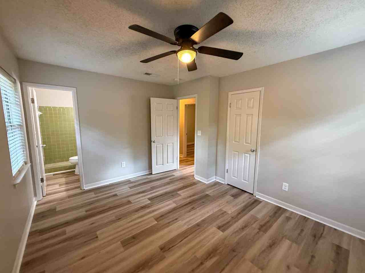 5240 Catalina St - Photo 6 of 16