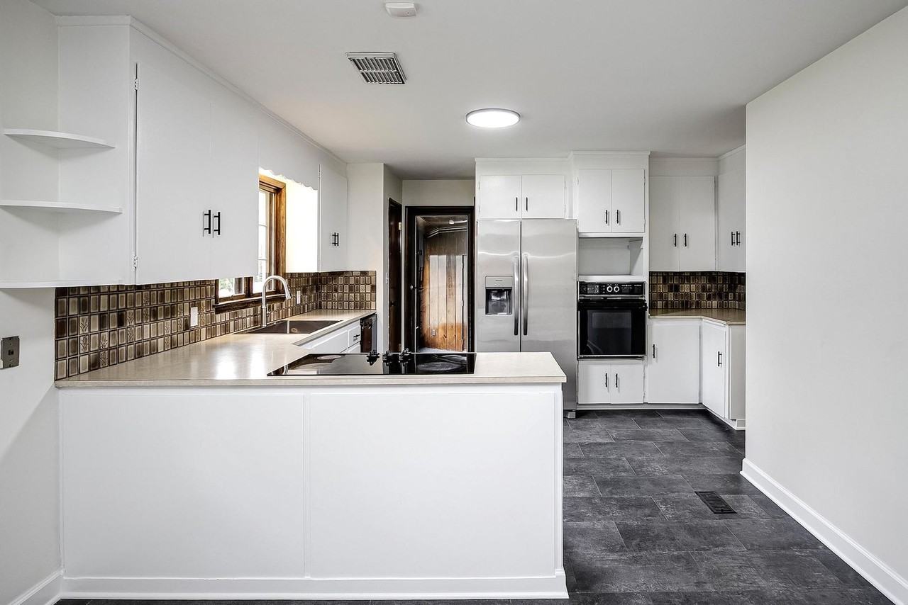 13030 N St - Photo 6 of 38