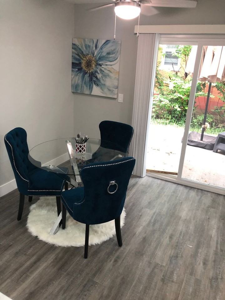 256 Irwin Pl - Photo 5 of 7
