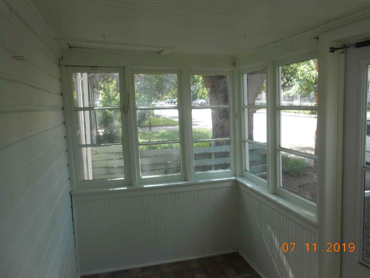 25 Marshall Pl - Photo 2 of 20