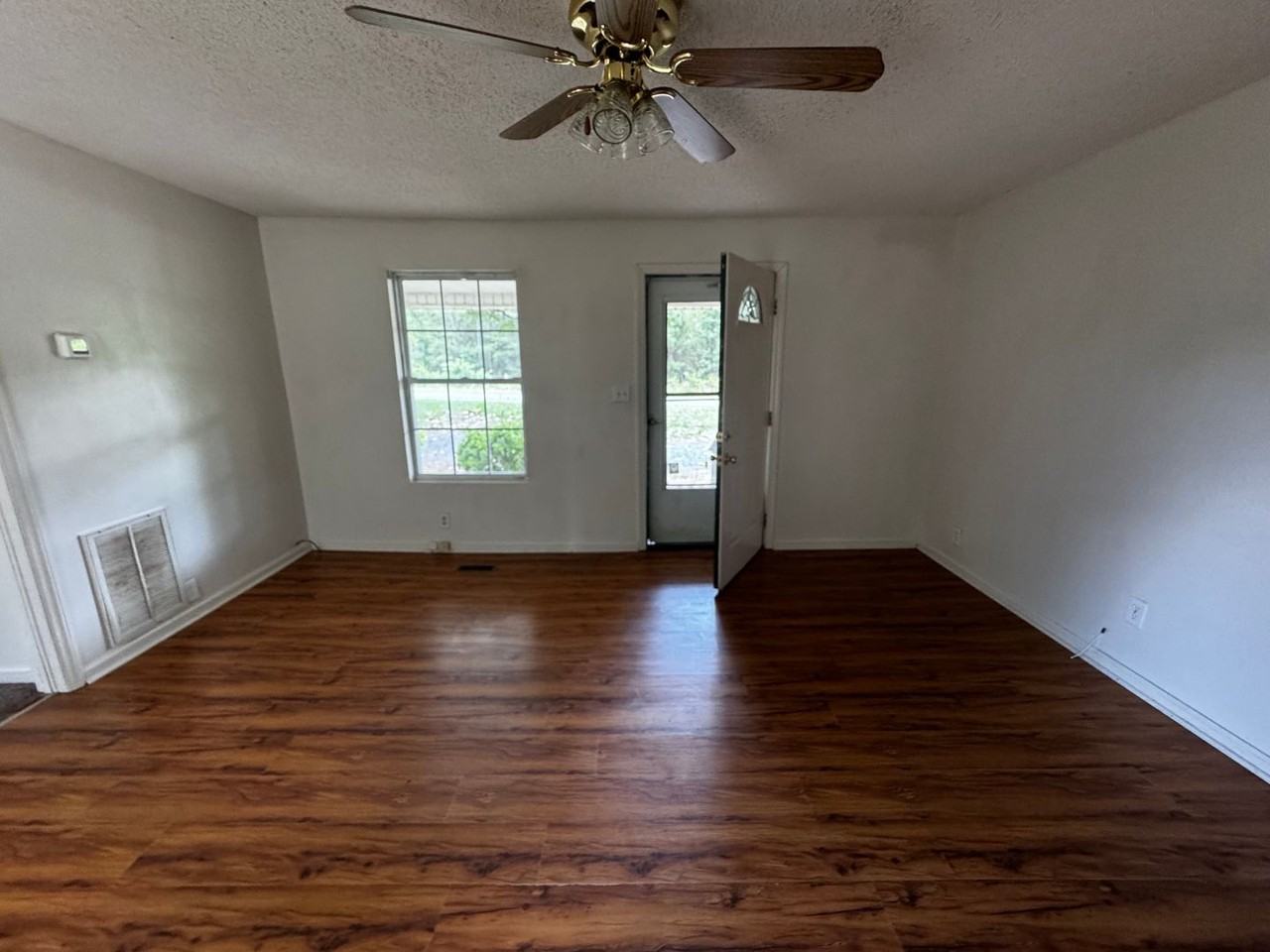 545 Christopher Rd - Photo 4 of 23