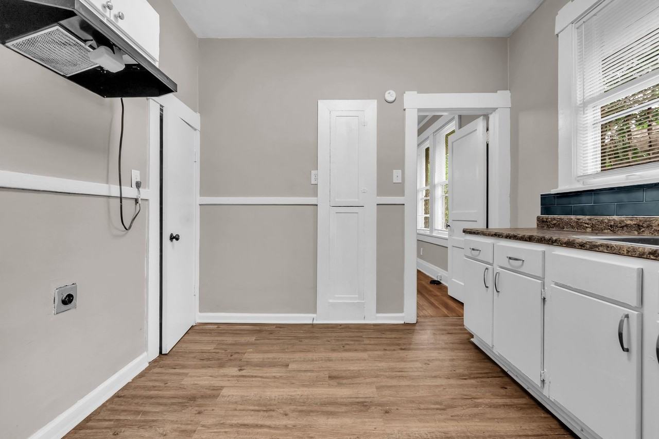 342 N Claybrook St - Photo 6 of 21