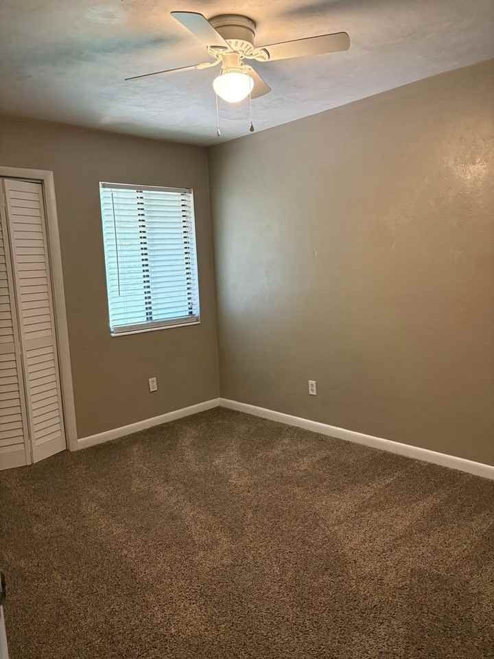 517 Teal Ln - Photo 6 of 11