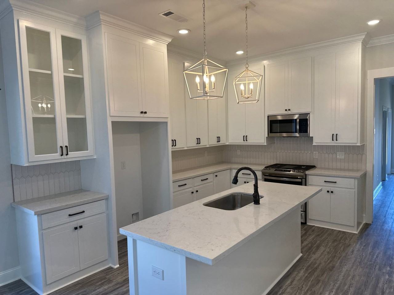 843 Long Leaf Cir - Photo 5 of 29