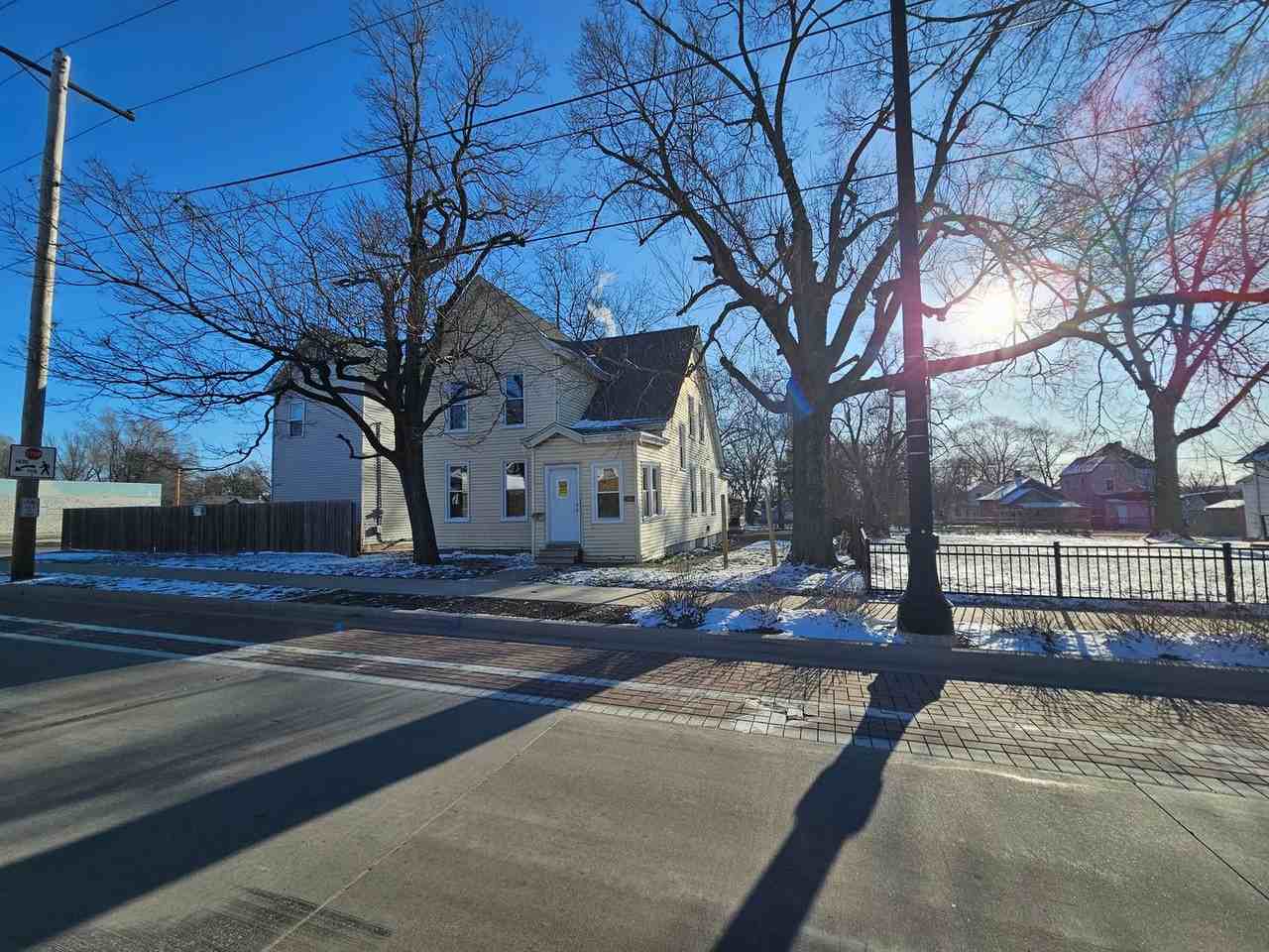 1308 S Western Ave