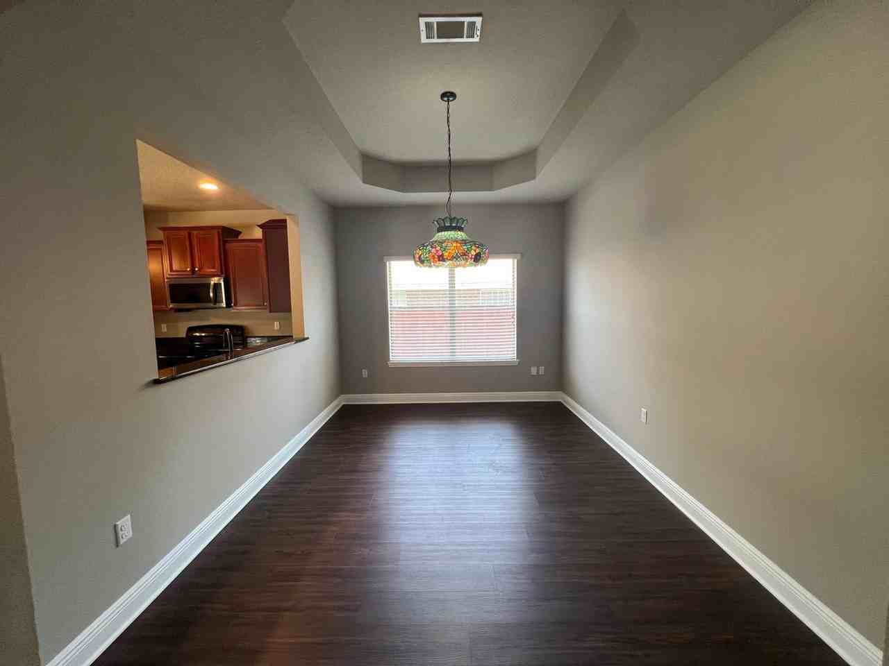 3068 Palm St - Photo 7 of 28