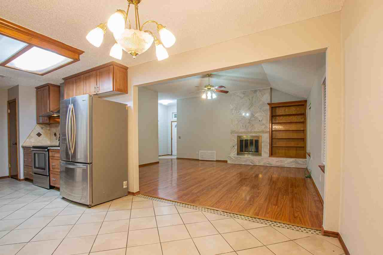 8308 Nw 10th Ter - Photo 5 of 15