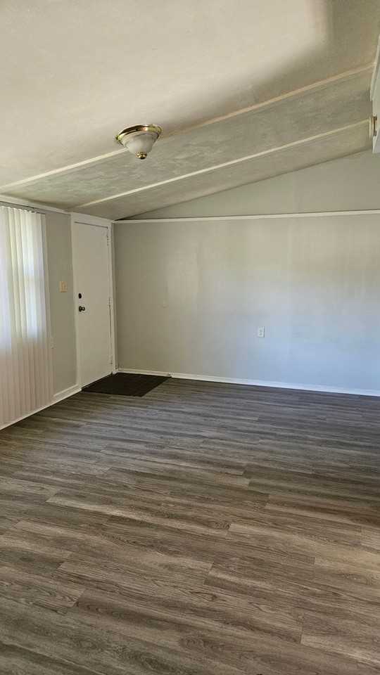 2717 S Villa Dr - Photo 3 of 16
