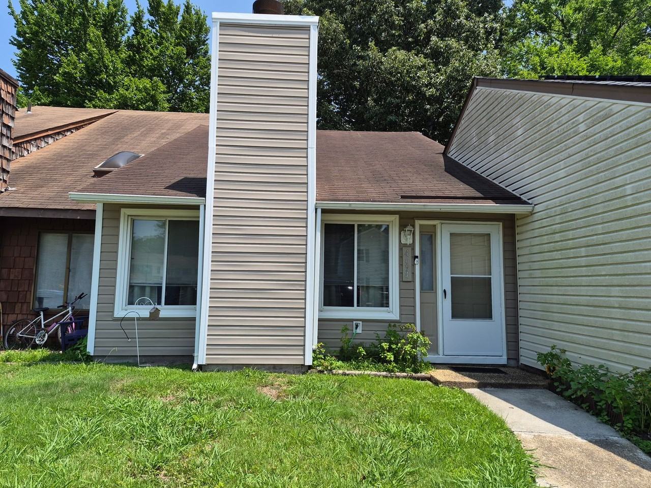4694 Greenlaw Dr - Photo 3 of 18