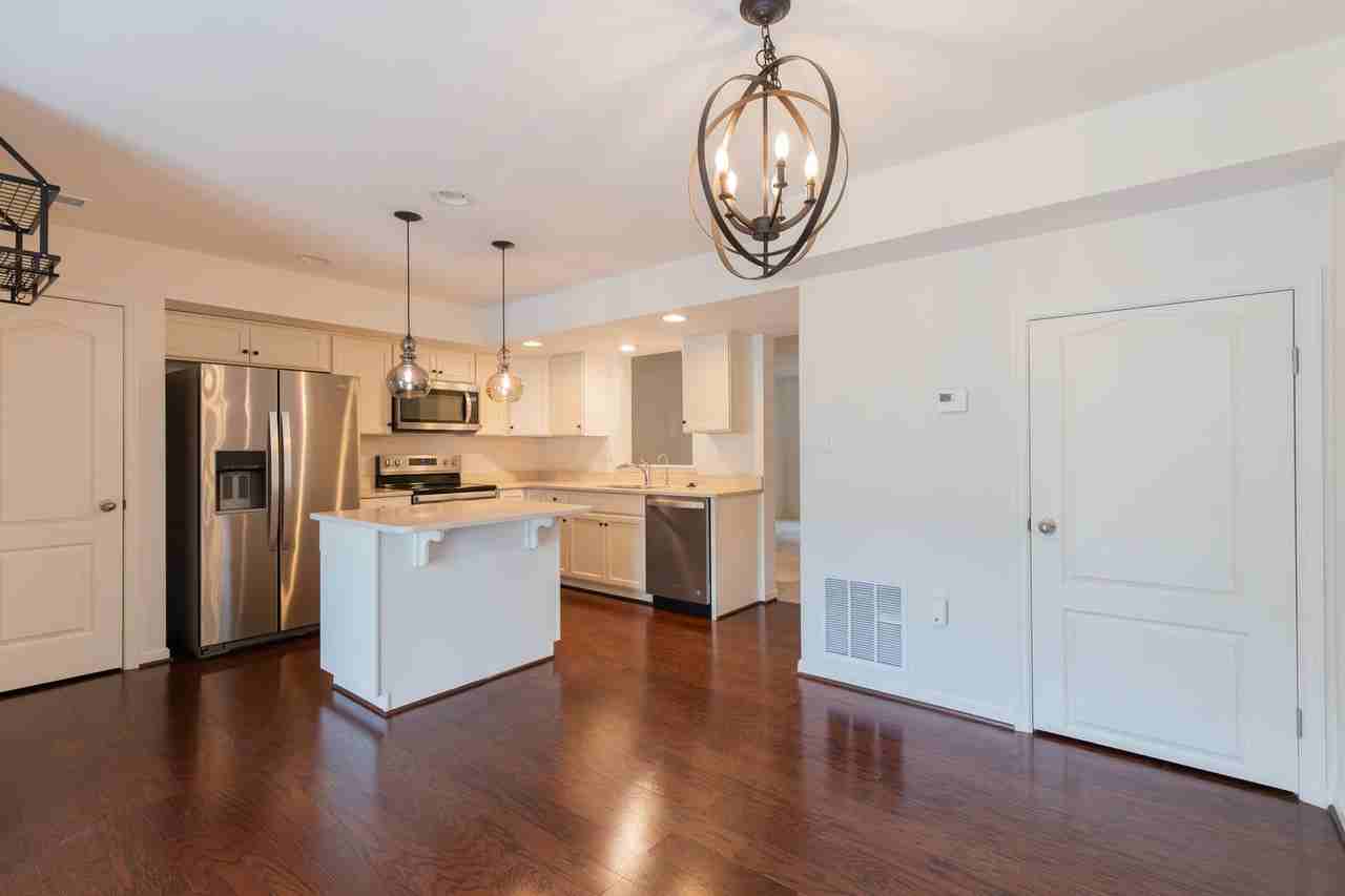 608 Thumper Dr - Photo 7 of 24