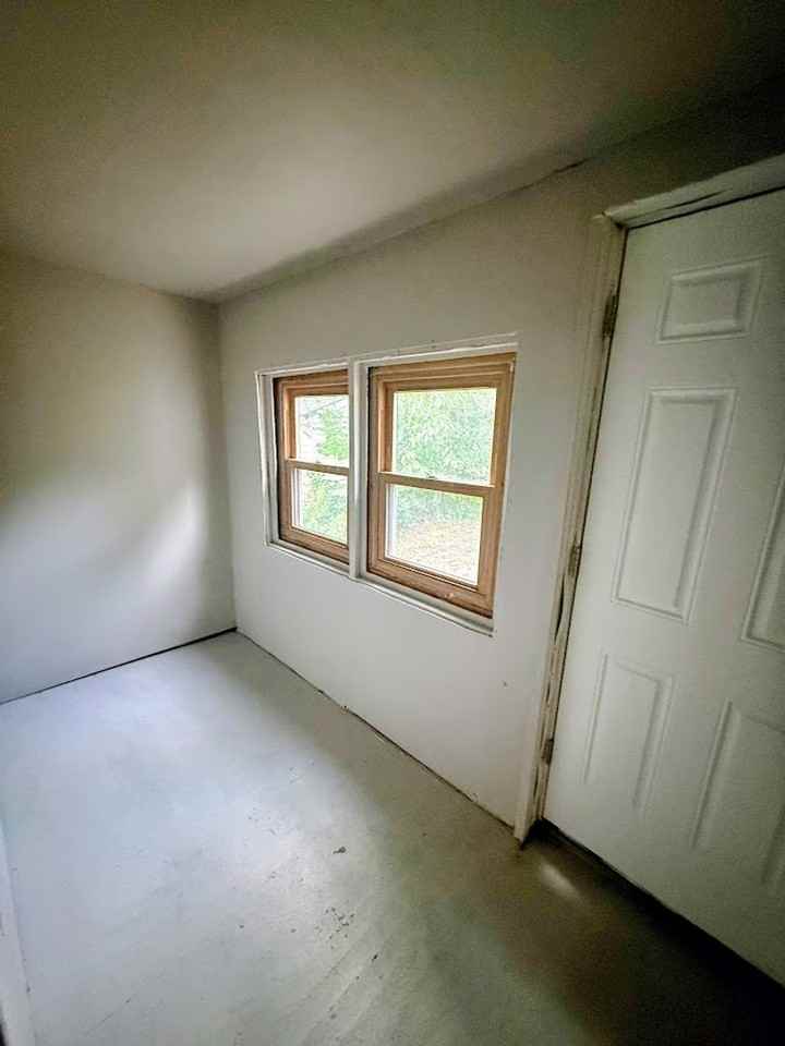 836 Stadelman Ave - Photo 2 of 9