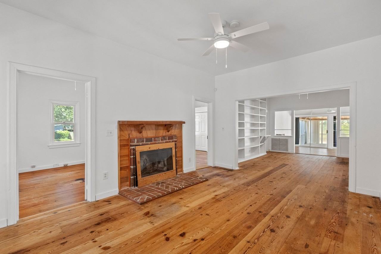 2250 Myrtle Ave - Photo 7 of 50