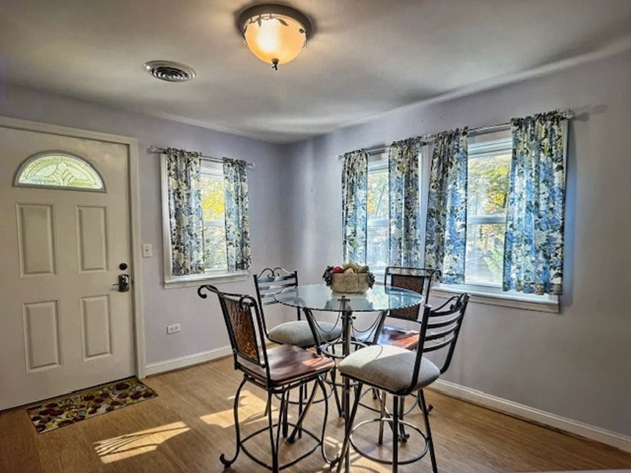 3023 Manchester Rd - Photo 3 of 15