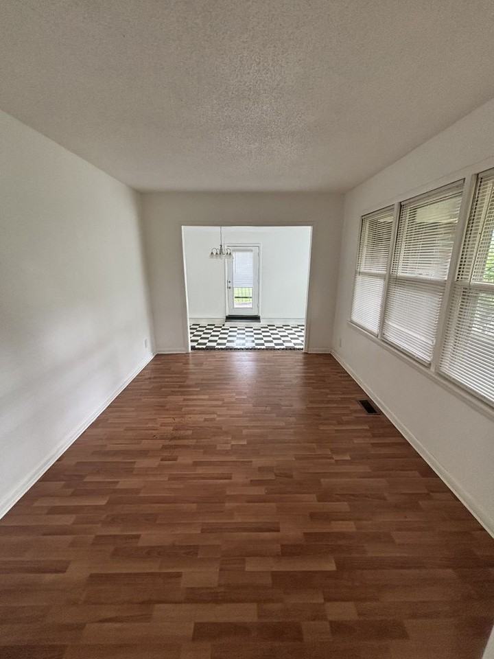 143 Roy Webb Rd - Photo 6 of 14