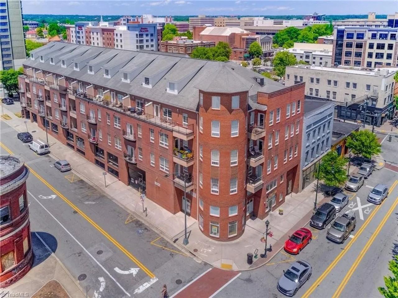 360 S Elm St #211