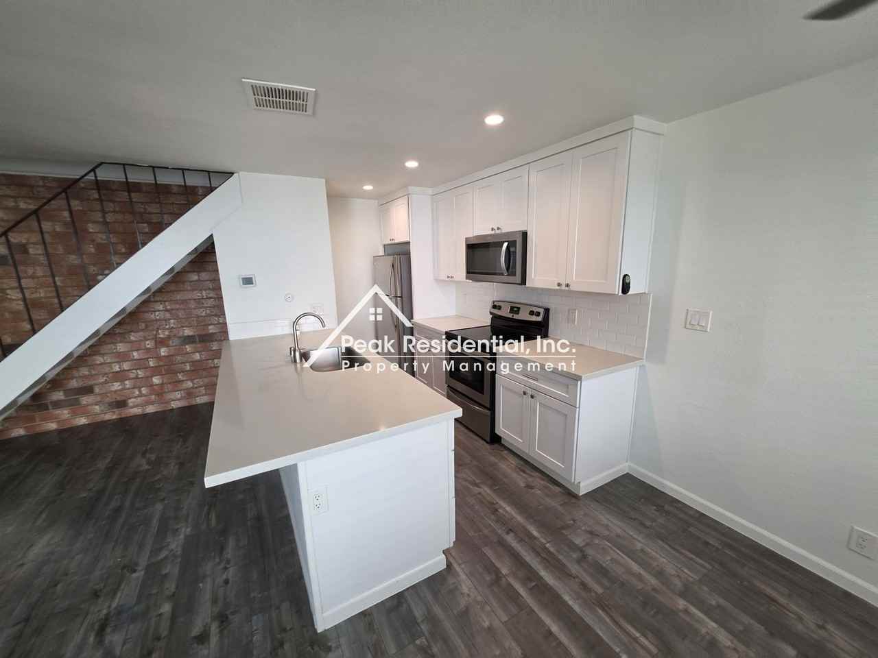 4431 Palm Ave #3 - Photo 5 of 22