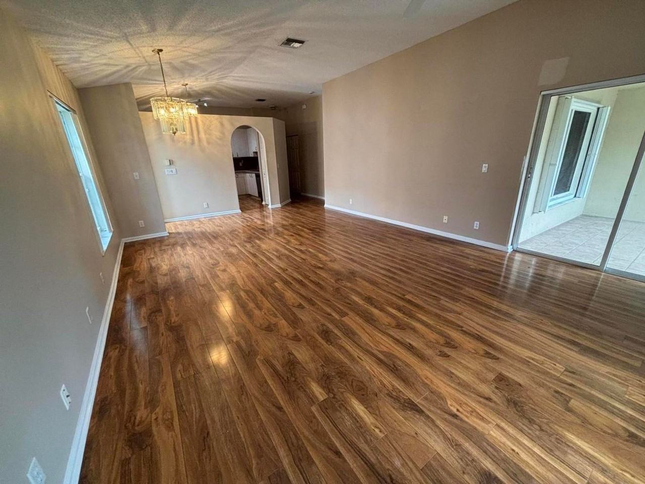 8410 Cargill Pt - Photo 2 of 13