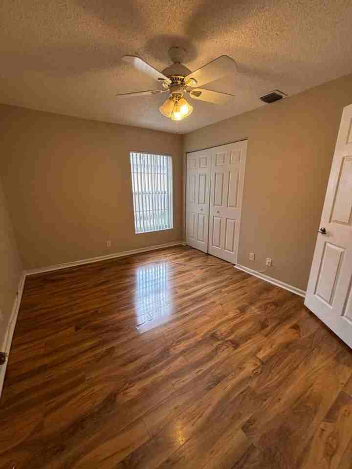 8410 Cargill Pt - Photo 6 of 13