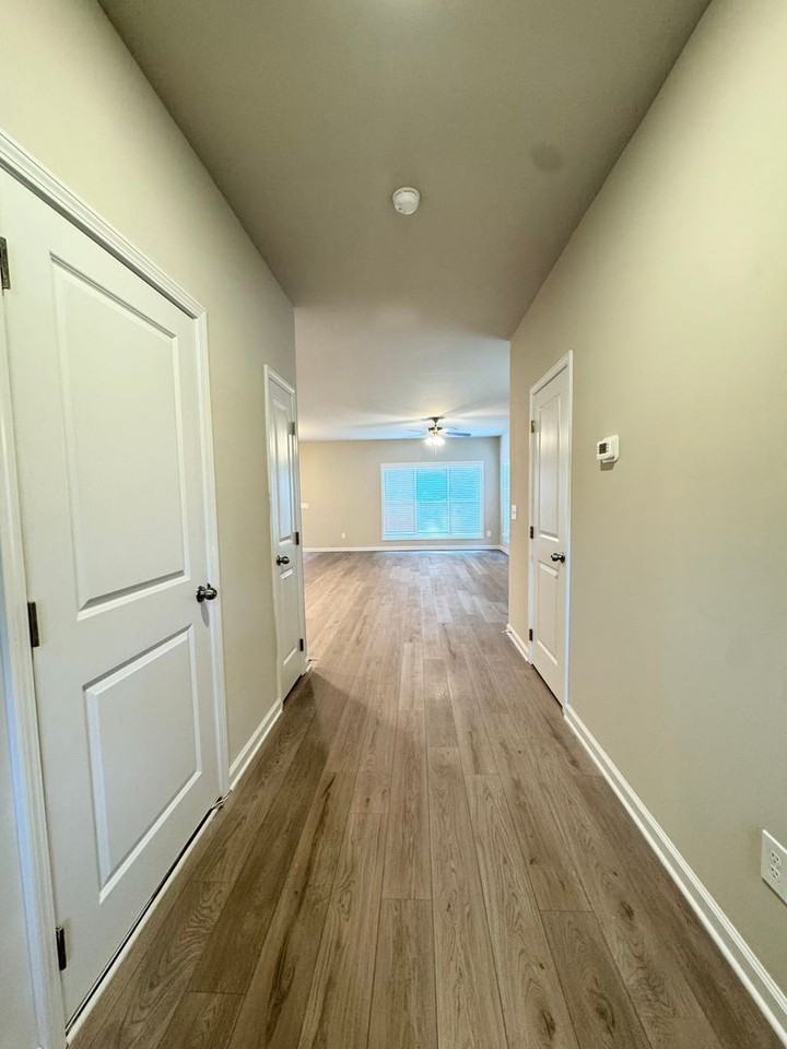 1209 Mccoy St - Photo 2 of 26