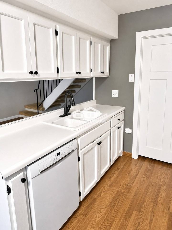 2775 Upland Ct - Photo 7 of 20
