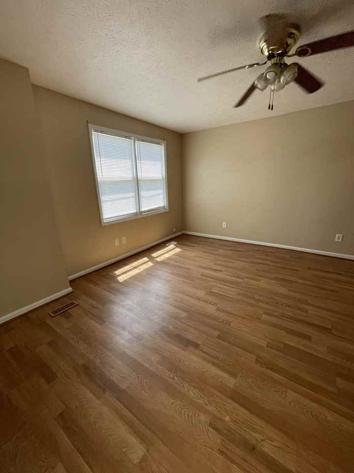 3003 1st Ave #3003 - Photo 3 of 19