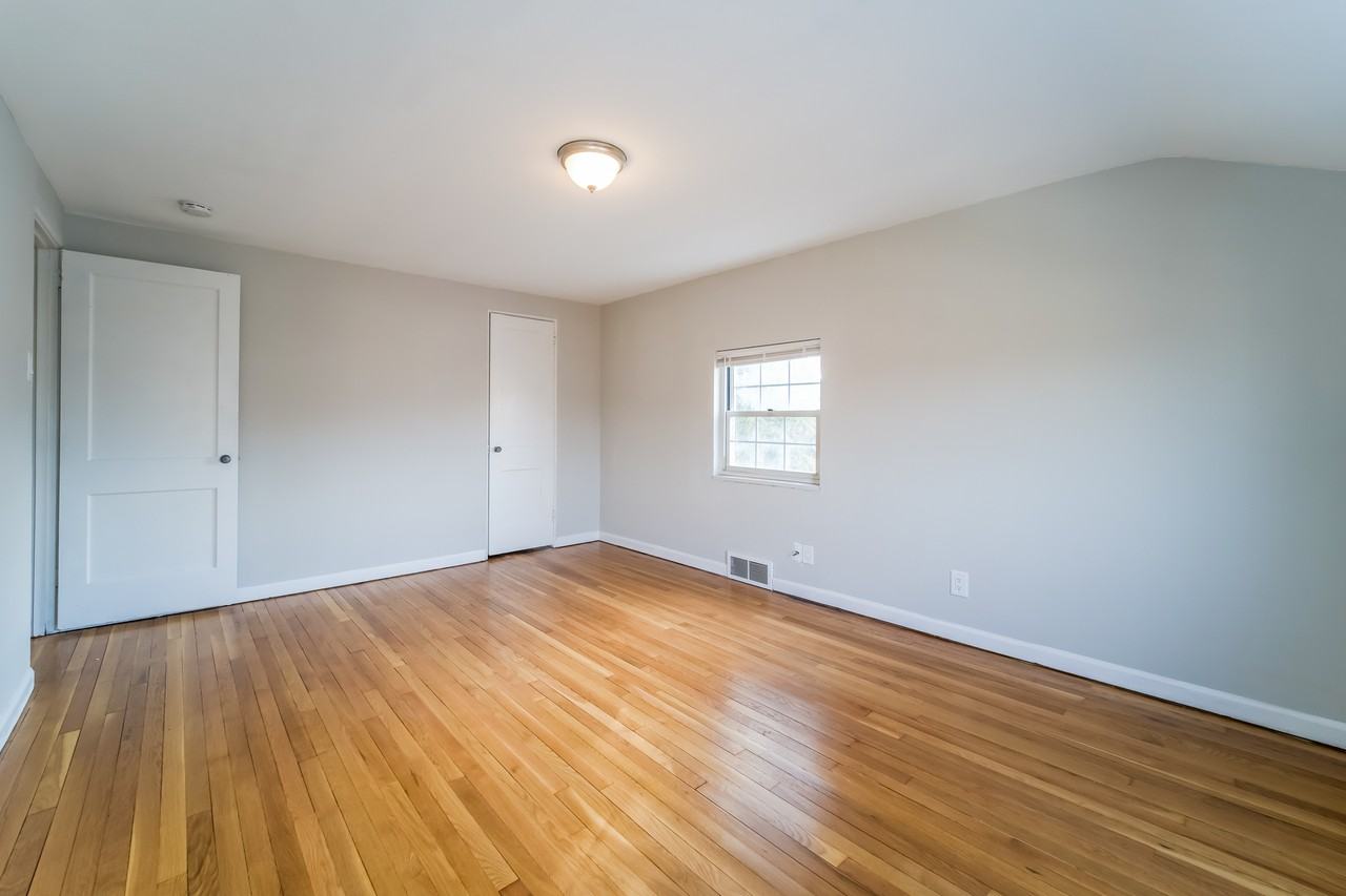 602 Lamarido St - Photo 7 of 12
