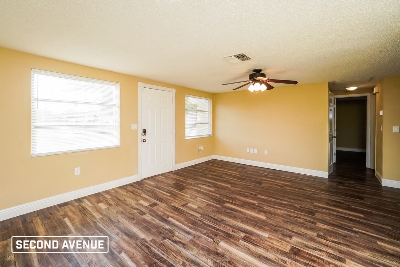 11725 Meadow Dr - Photo 5 of 18