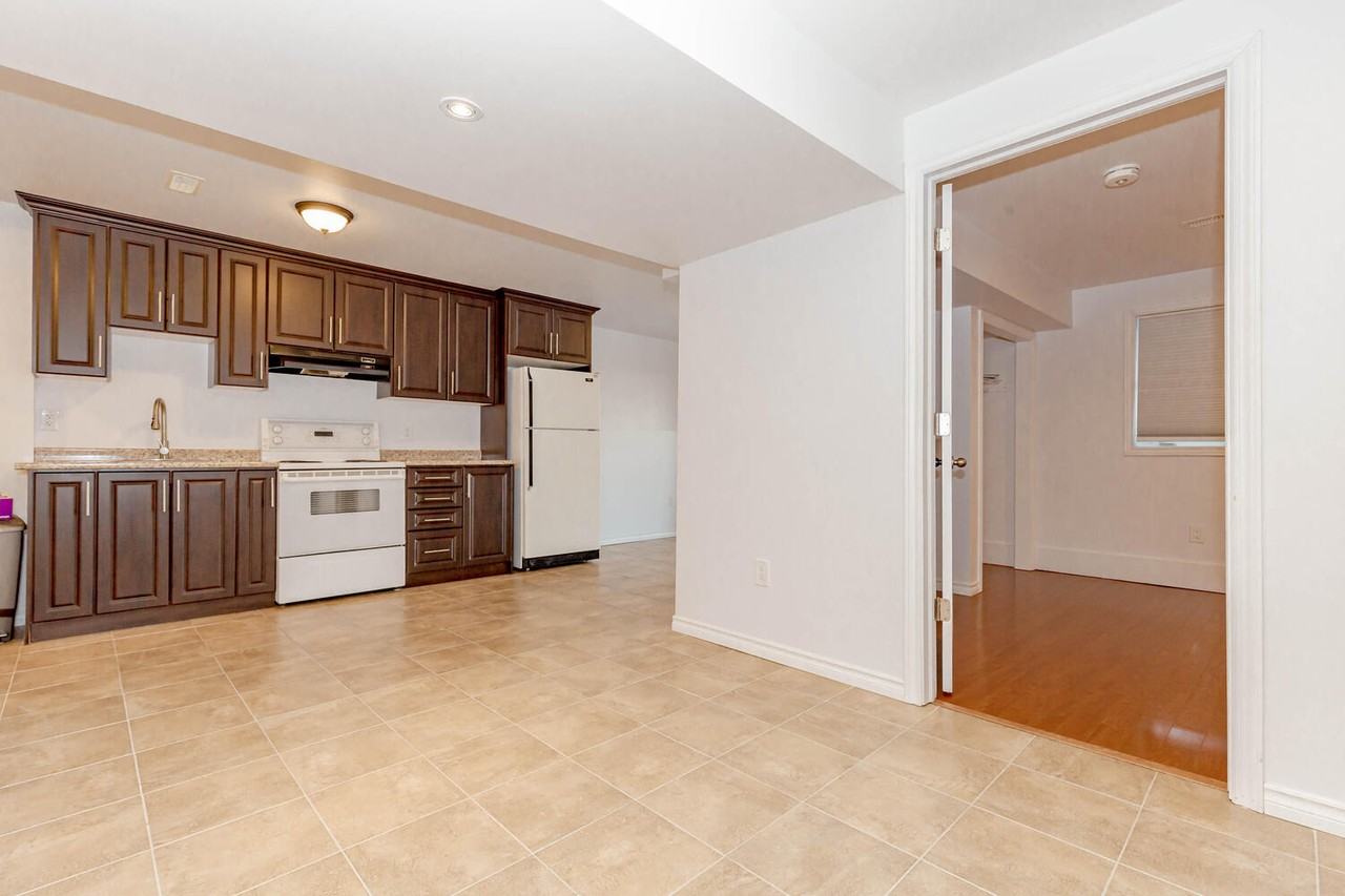 84 Tysonville Circle - Photo 5 of 16