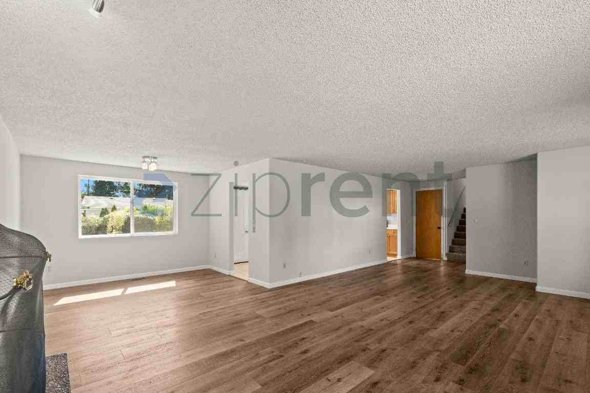 38222 43rd Ave S - Photo 7 of 20
