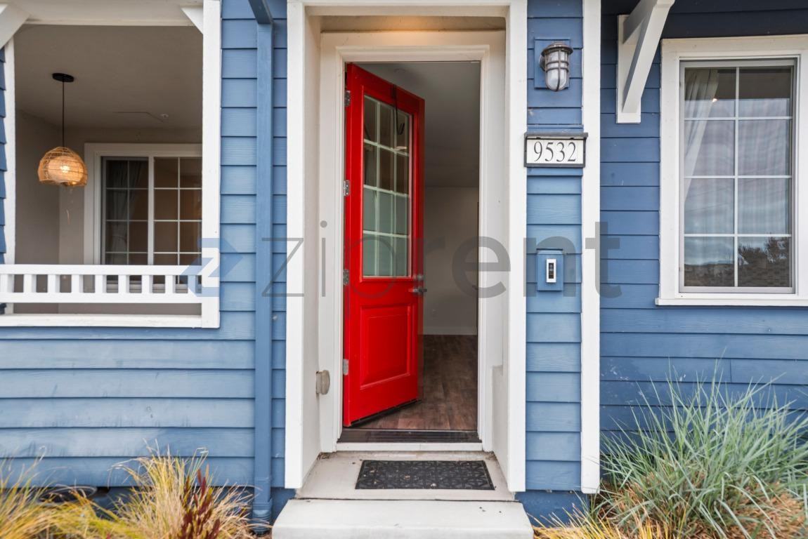 9532 Seawind Way - Photo 4 of 24