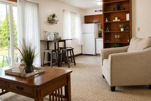 featured image of 3209 E 10th St